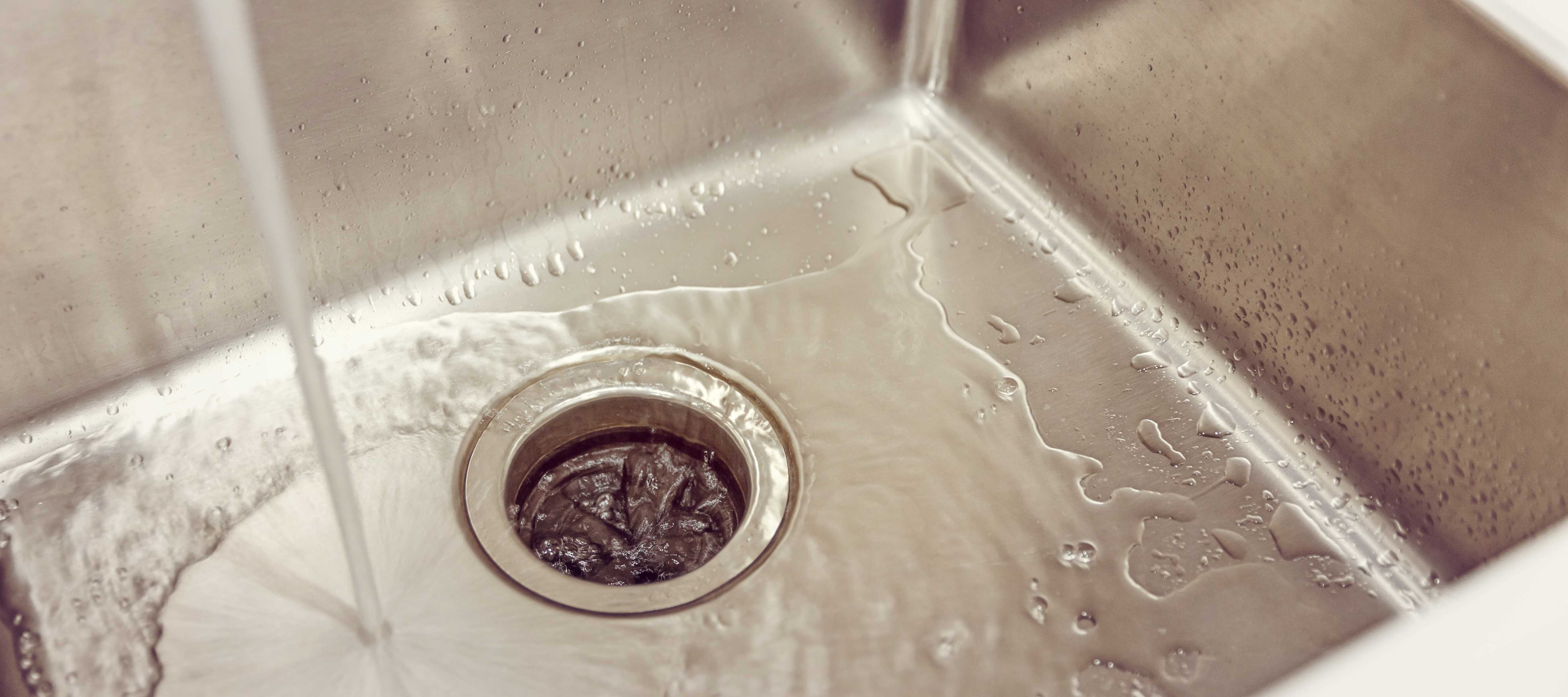 Do Commercial Garbage Disposals Gum Up Sewers?