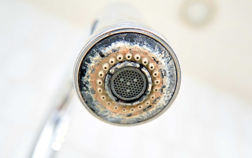 Dealing with Hard Water In Commercial Kitchen Sinks